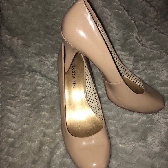 Madden Girl Shoes - Nude heels. Never been worn